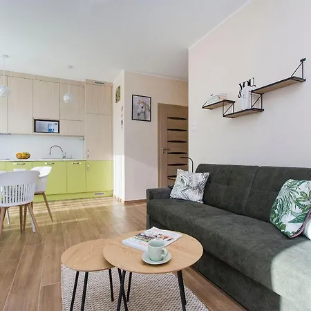 Bursztynowe Tarasy - *