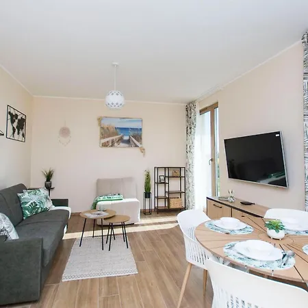 Bursztynowe Tarasy - *