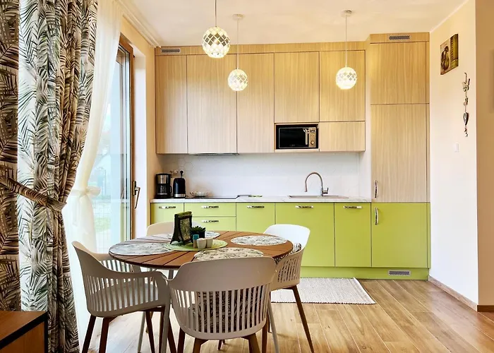 Bursztynowe Tarasy - *