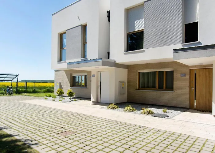 Bursztynowe Tarasy - *